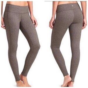 Athleta Swirl Chaturanga Legging (M)